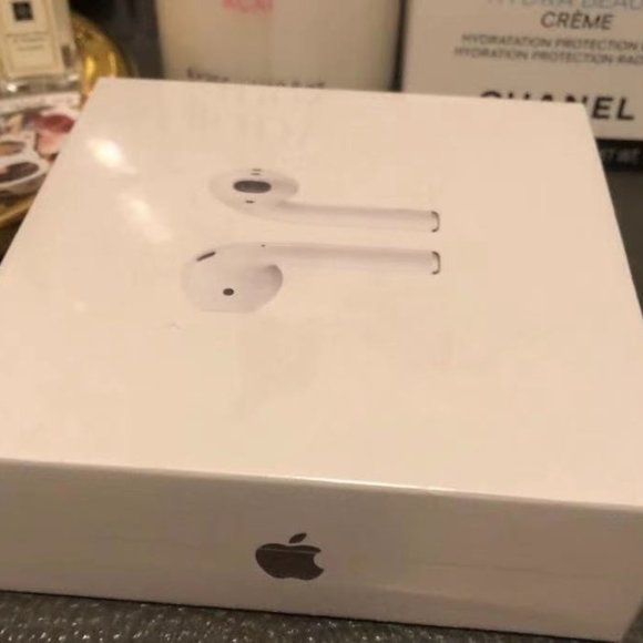 Apple AirPods Gens 2 sealed